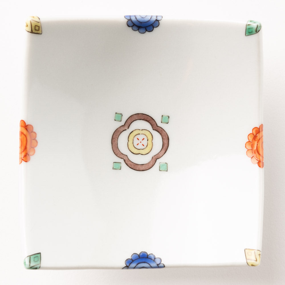 九谷焼工房花もん 珍味皿(四花弁) 九谷焼工房花もん 九谷焼