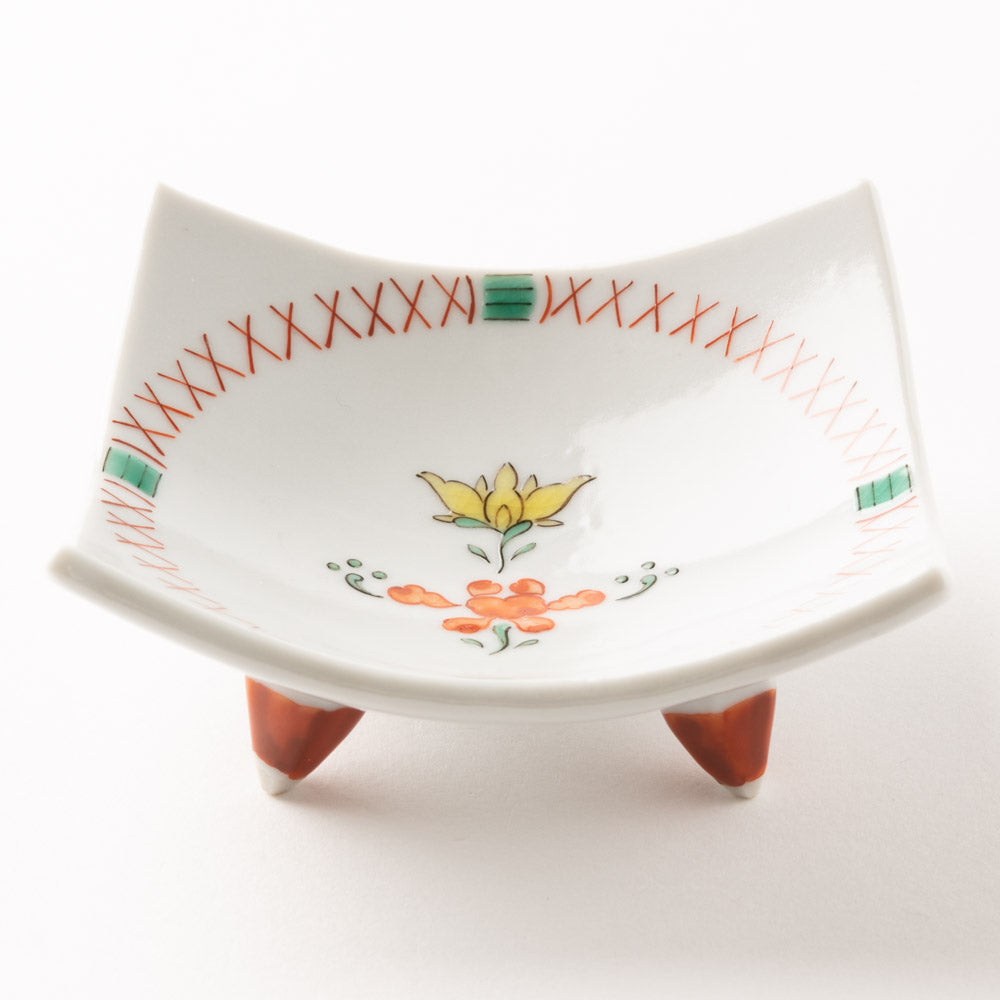 九谷焼工房花もん 珍味皿(ぼたん) 九谷焼工房花もん 九谷焼