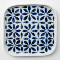 砥部焼 陶房遊 角皿 花市松 砥部焼 陶房遊 砥部焼