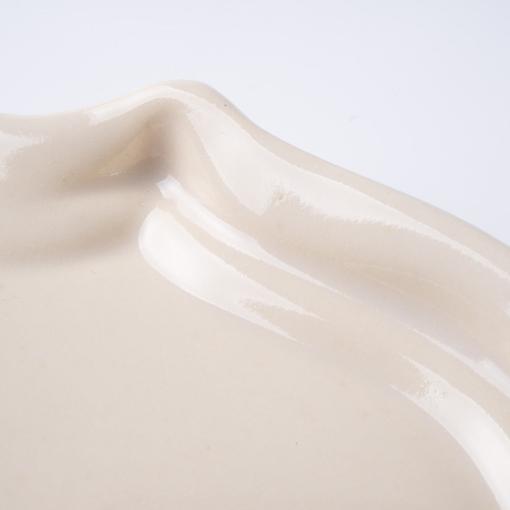 百々音momone 洋皿 乳濁釉 百々音momone 陶磁器作家もの