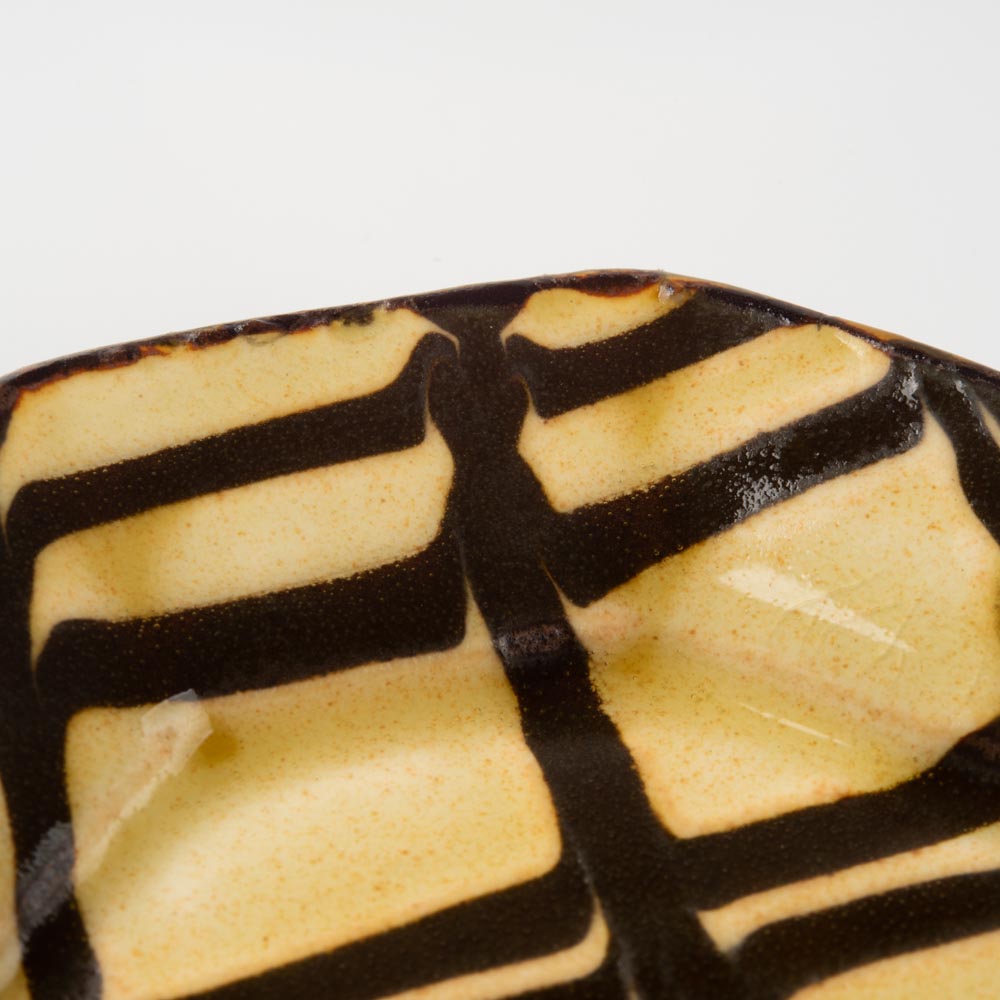 波佐見焼 紀窯 正八角皿(小) 白地格子 波佐見焼 紀窯 波佐見焼