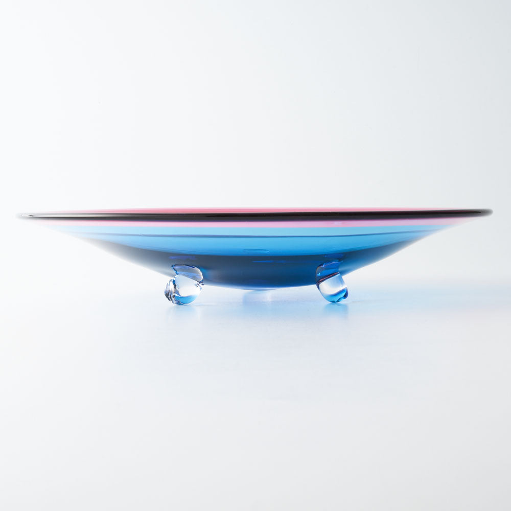 ガラス作家 梶原理恵子 三つ足バイカラープレート レッド×ブルー ガラス作家 梶原理恵子 ガラスもの