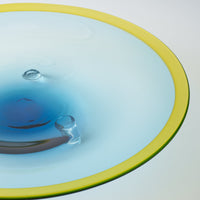 ガラス作家 梶原理恵子 三つ足バイカラープレート イエロー×ライトブルー ガラス作家 梶原理恵子 ガラスもの