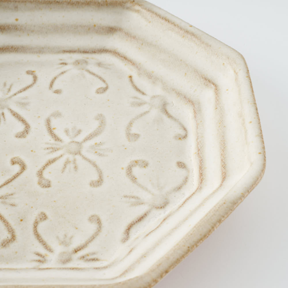 作家 小林哲生 八角皿 小 更紗文様 白釉 作家 小林哲生 陶磁器作家もの