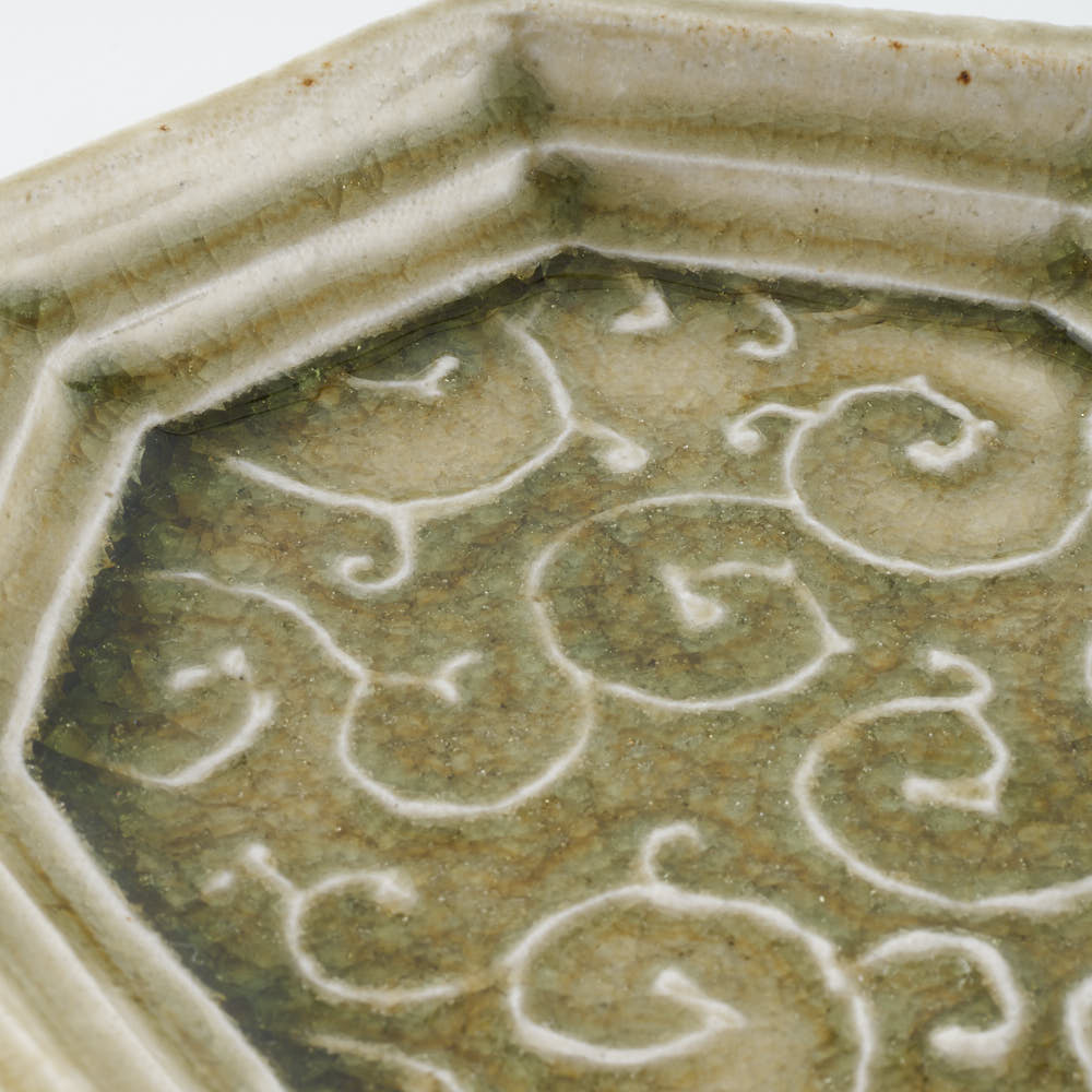 作家 小林哲生 八角皿 小 唐草 灰釉(白土) 作家 小林哲生 陶磁器作家もの