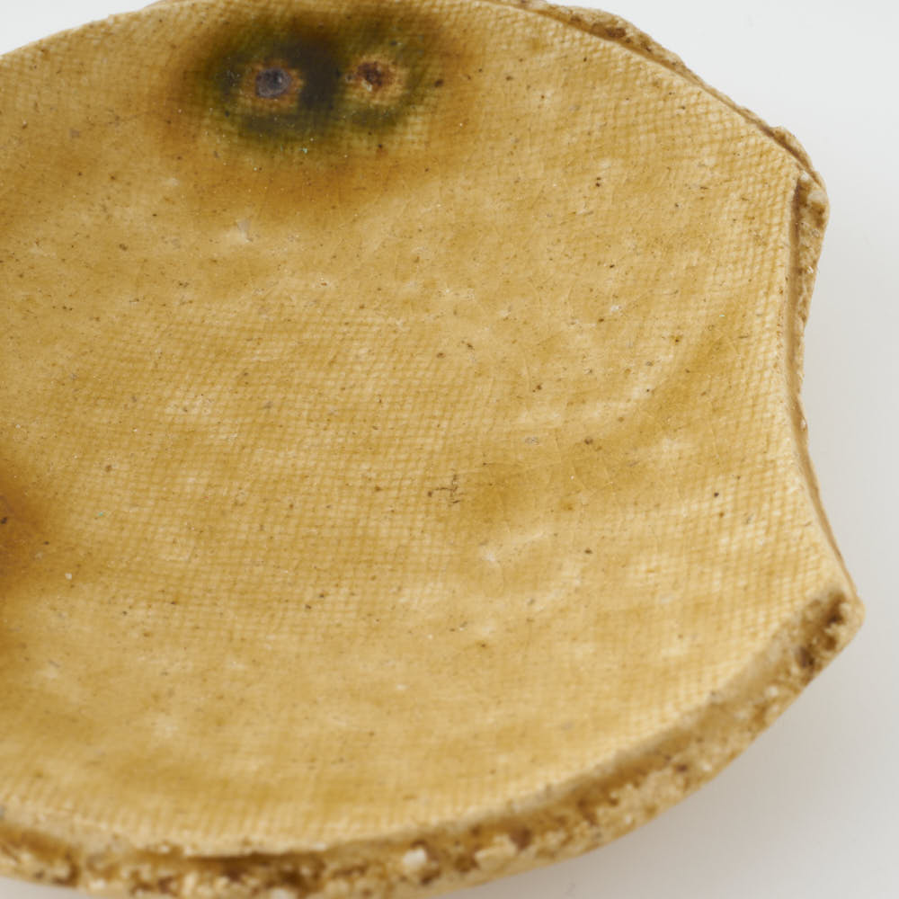 作家 棚橋淳 黄瀬戸 豆皿 (箸置) 作家 棚橋淳 陶磁器作家もの