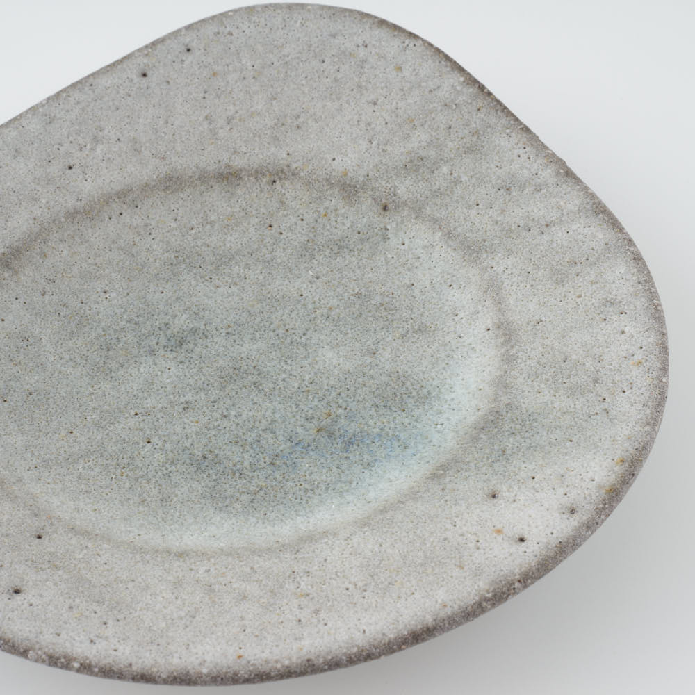 作家 鷲沢ワシ子 涎リムプレート 小 作家 鷲沢ワシ子 陶磁器作家もの