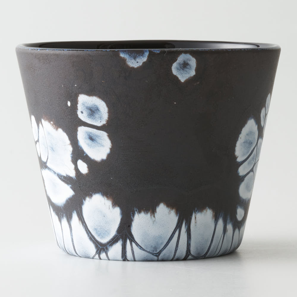 ガラス作家 飯田桜子 石墨紋 猪口– 大人の焼き物