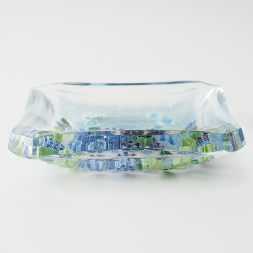 三留舞さん　ガラスまめ皿　2点 ガラス作家 三留 舞 あじさい まめ皿 ¥15,400 大人の焼き物