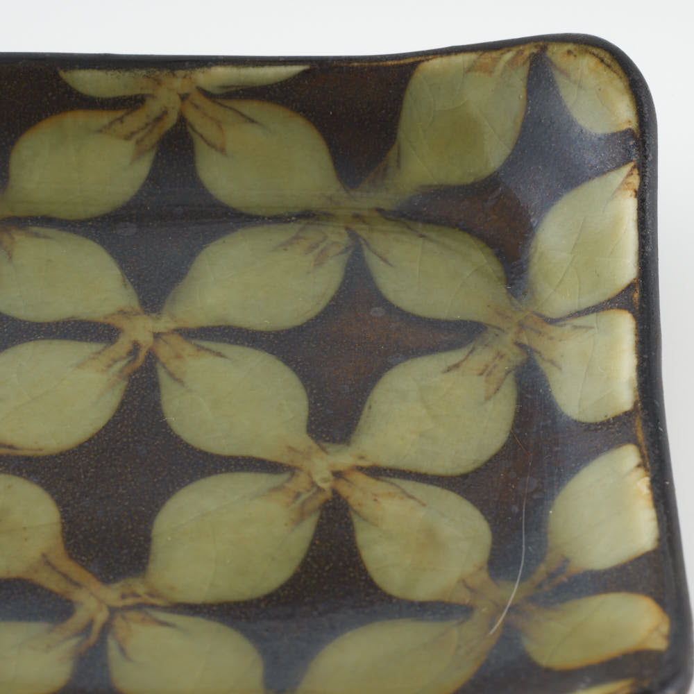 作家 園田空也 スリップウェア 角皿 緑花 生楽陶苑 陶磁器作家もの