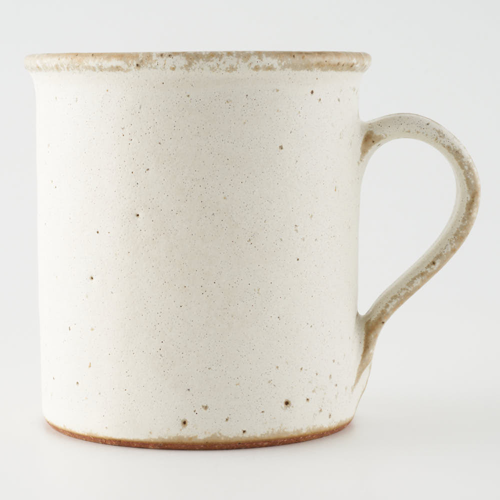 作家 長谷川哲也 マグ(白) ¥4,290 大人の焼き物