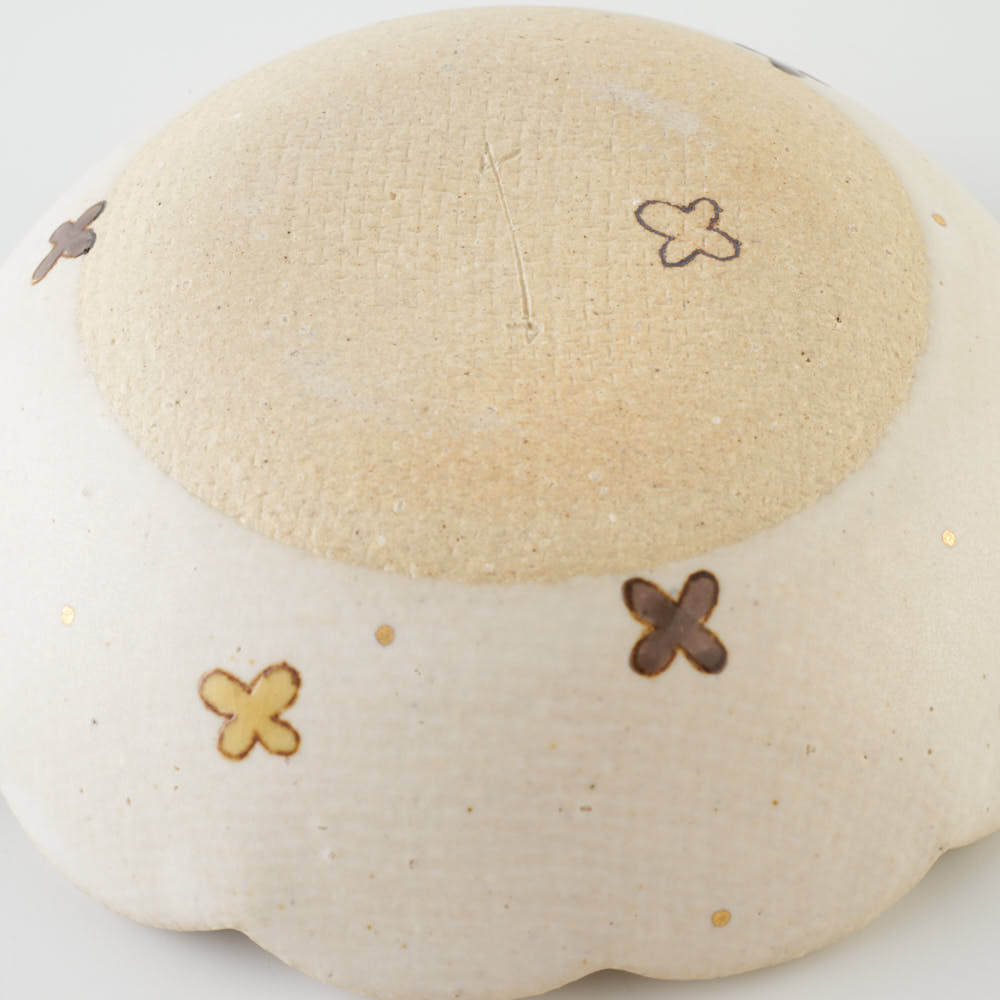 作家 岡洋美 花紋花型豆鉢 作家 岡洋美 陶磁器作家もの