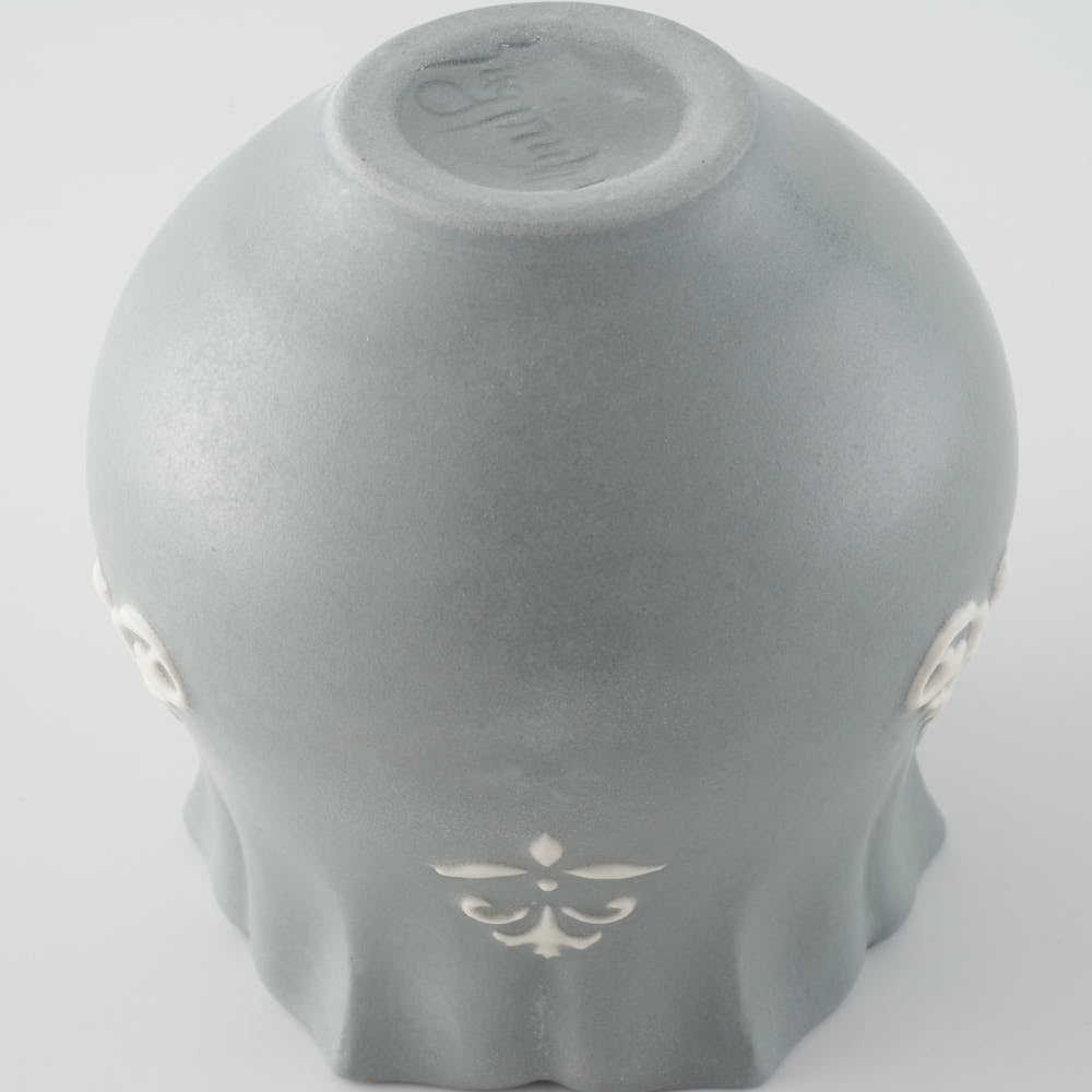 作家 杉沼里美 盛上白泥紋様カップ・濃グレイ 作家 杉沼里美 陶磁器作家もの