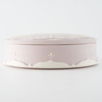 作家 杉沼里美 盛上白泥紋様陶筥・ライラック 作家 杉沼里美 陶磁器作家もの