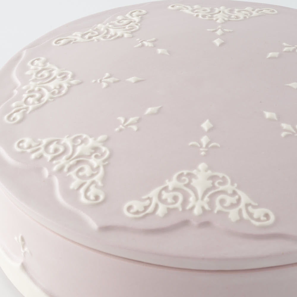 作家 杉沼里美 盛上白泥紋様陶筥・ライラック 作家 杉沼里美 陶磁器作家もの