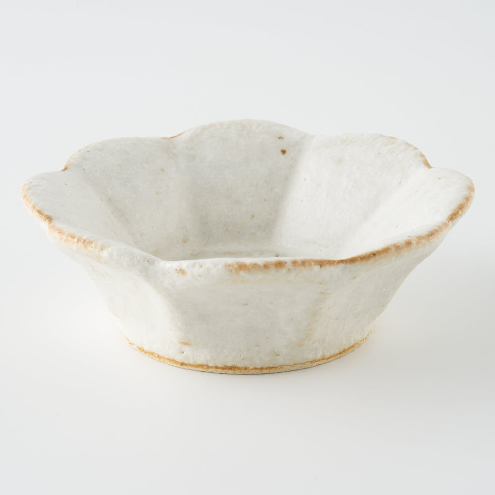 作家 青柳憲儀 白釉 輪花鉢(S) 作家 青柳憲儀 陶磁器作家もの