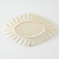 作家 青柳憲儀 白釉 輪花菱楕円皿