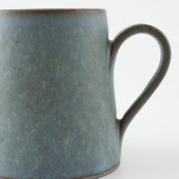 作家 鯨井円美 三角カップ ブルー