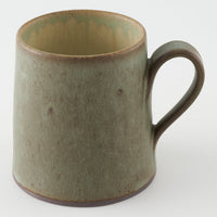 作家 鯨井円美 三角カップ オリーブ