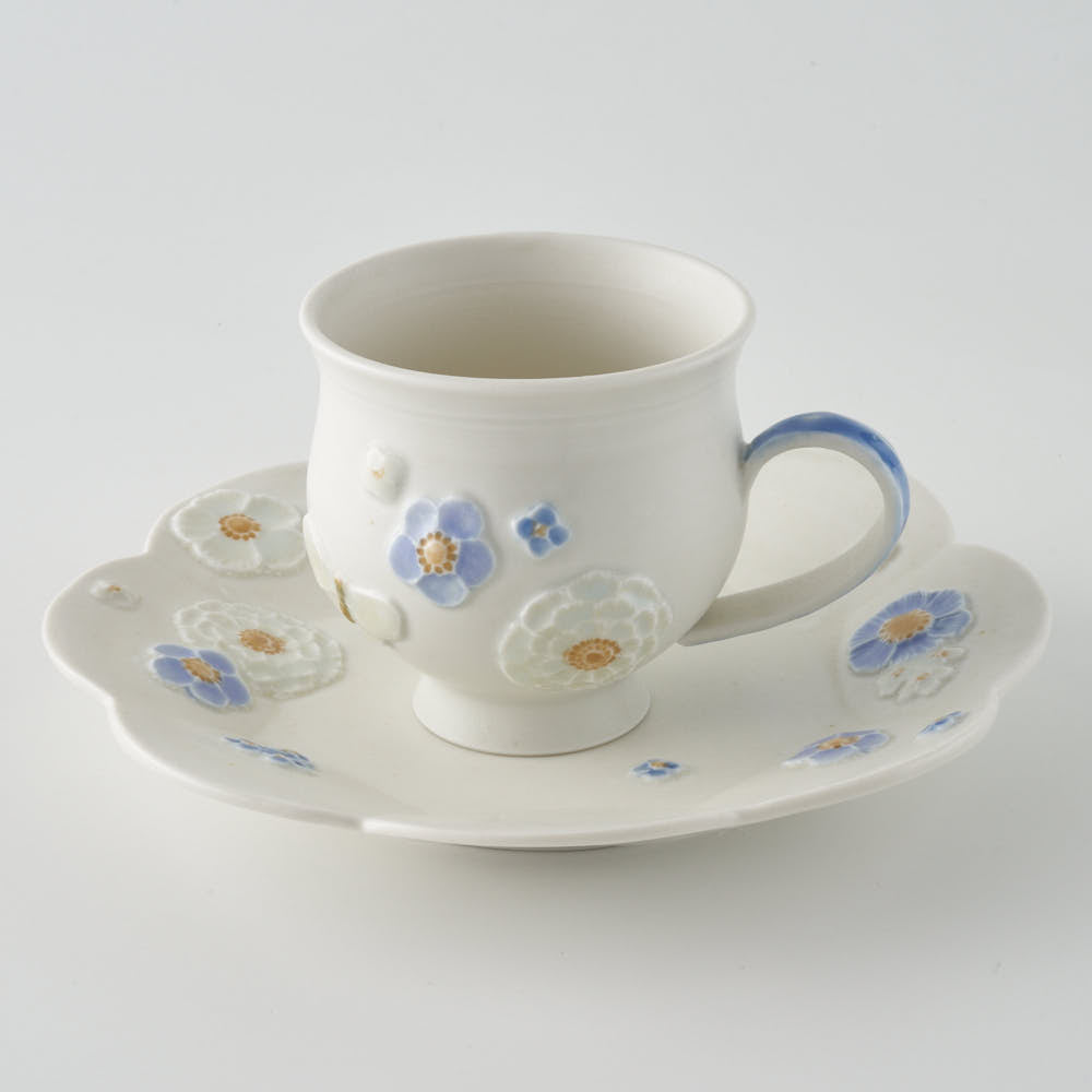 作家 森本静花 貼花文 カップ&ソーサ―(輪花・蝶)