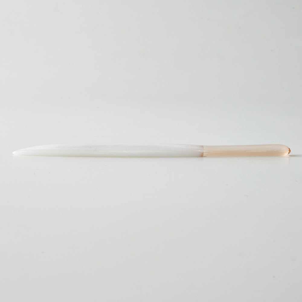 ガラス作家 佐々木翔子 硝子菓子切り ホワイト×ライトオレンジ