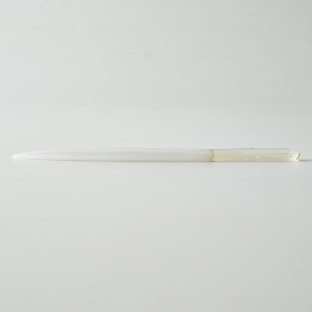 ガラス作家 佐々木翔子 硝子菓子切り ホワイト×ライトイエロー ガラス作家 佐々木翔子 ガラスもの