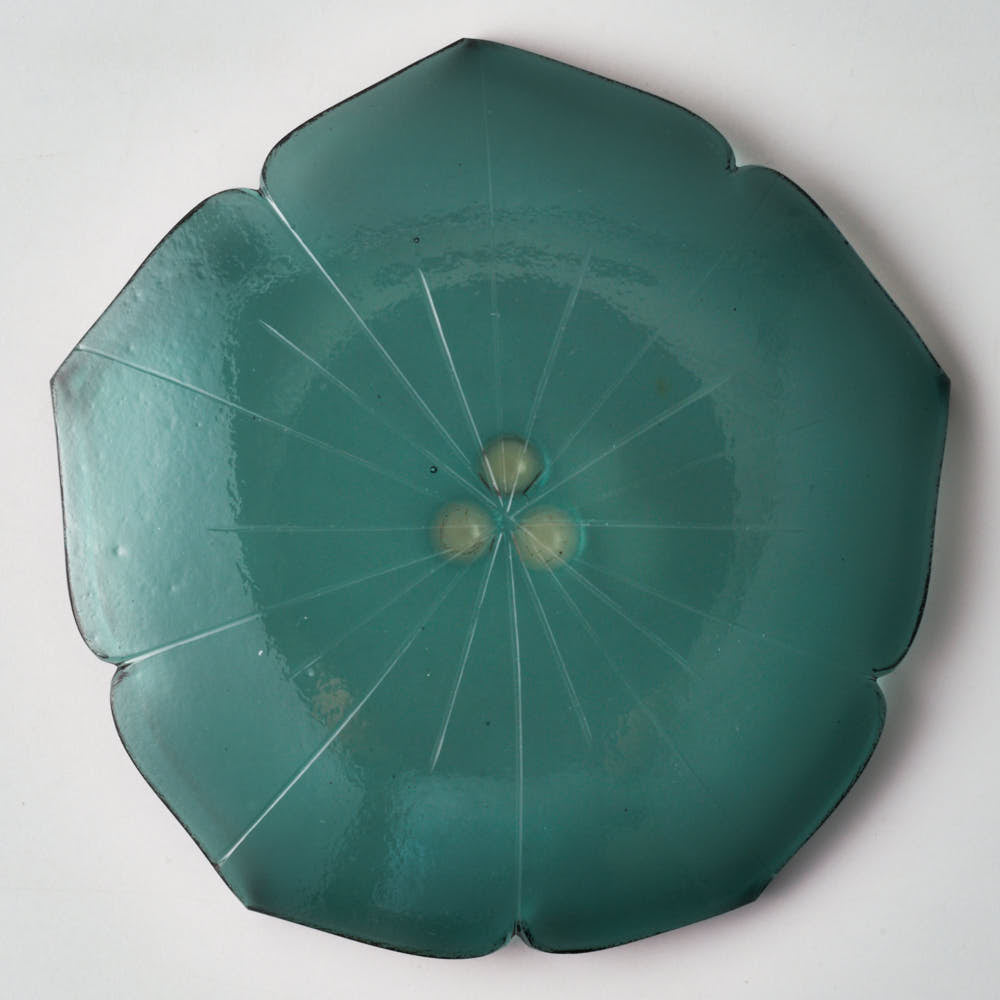 ガラス作家 佐々木翔子 花型小皿 グリーン(当ショップのみの限定色) ガラス作家 佐々木翔子 ガラスもの