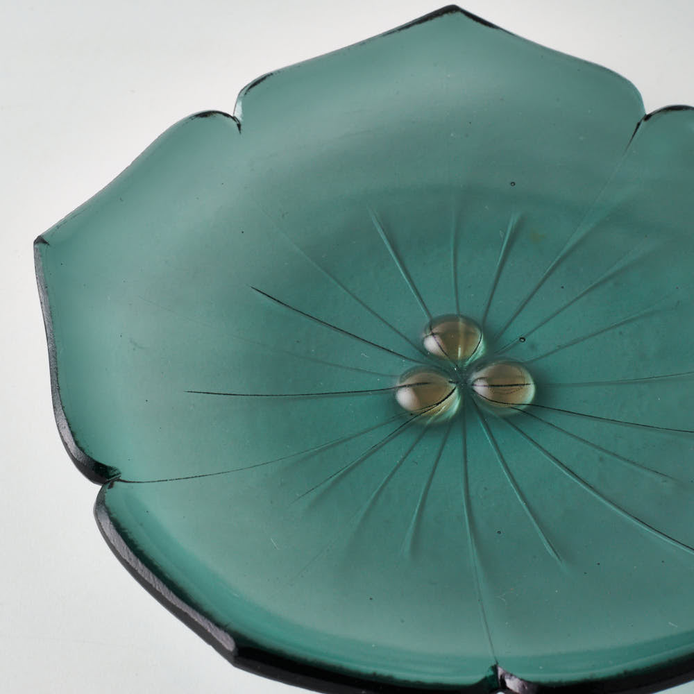 ガラス作家 佐々木翔子 花型小皿 グリーン(当ショップのみの限定色) ガラス作家 佐々木翔子 ガラスもの