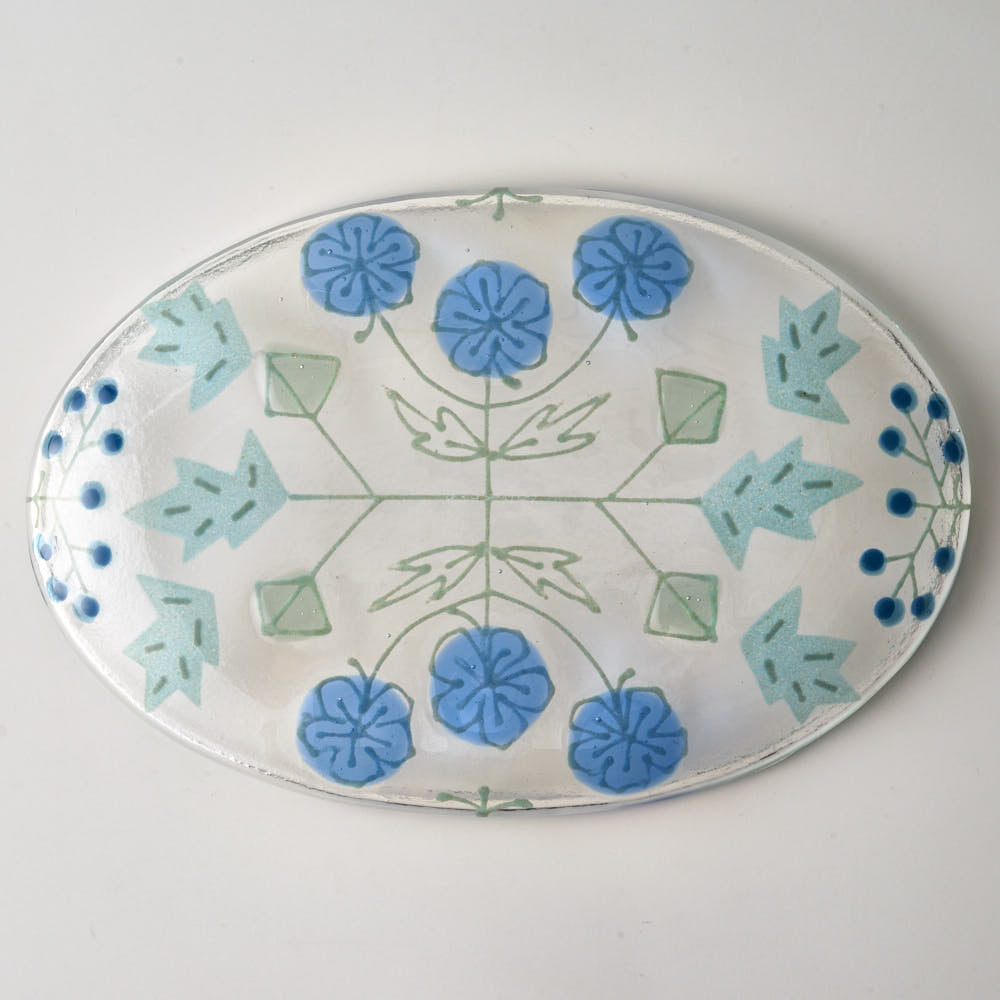 ガラス作家 沖知江子 植物紋 楕円皿 大 青 ガラス作家 沖知江子 ガラスもの