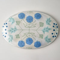 ガラス作家 沖知江子 植物紋 楕円皿 大 青 ガラス作家 沖知江子 ガラスもの