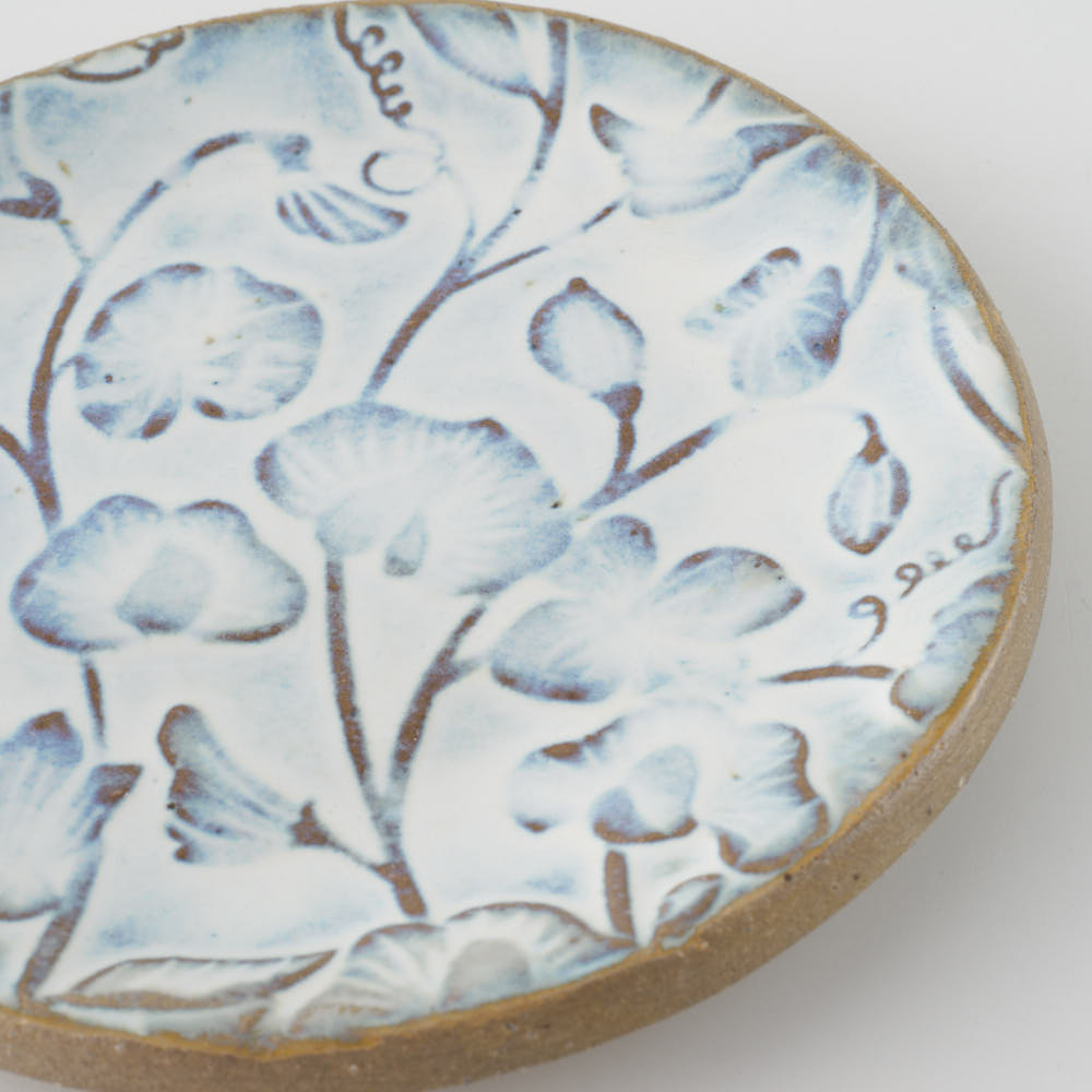 作家 タカハラユカ 押花豆皿 white blue 作家 タカハラユカ 陶磁器作家もの