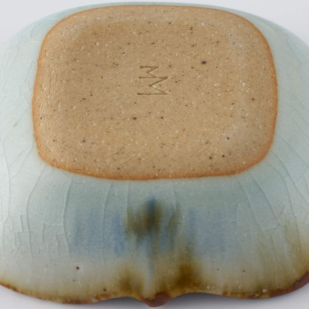 砥部焼 陶房遊 輪花角鉢(豆)錆青