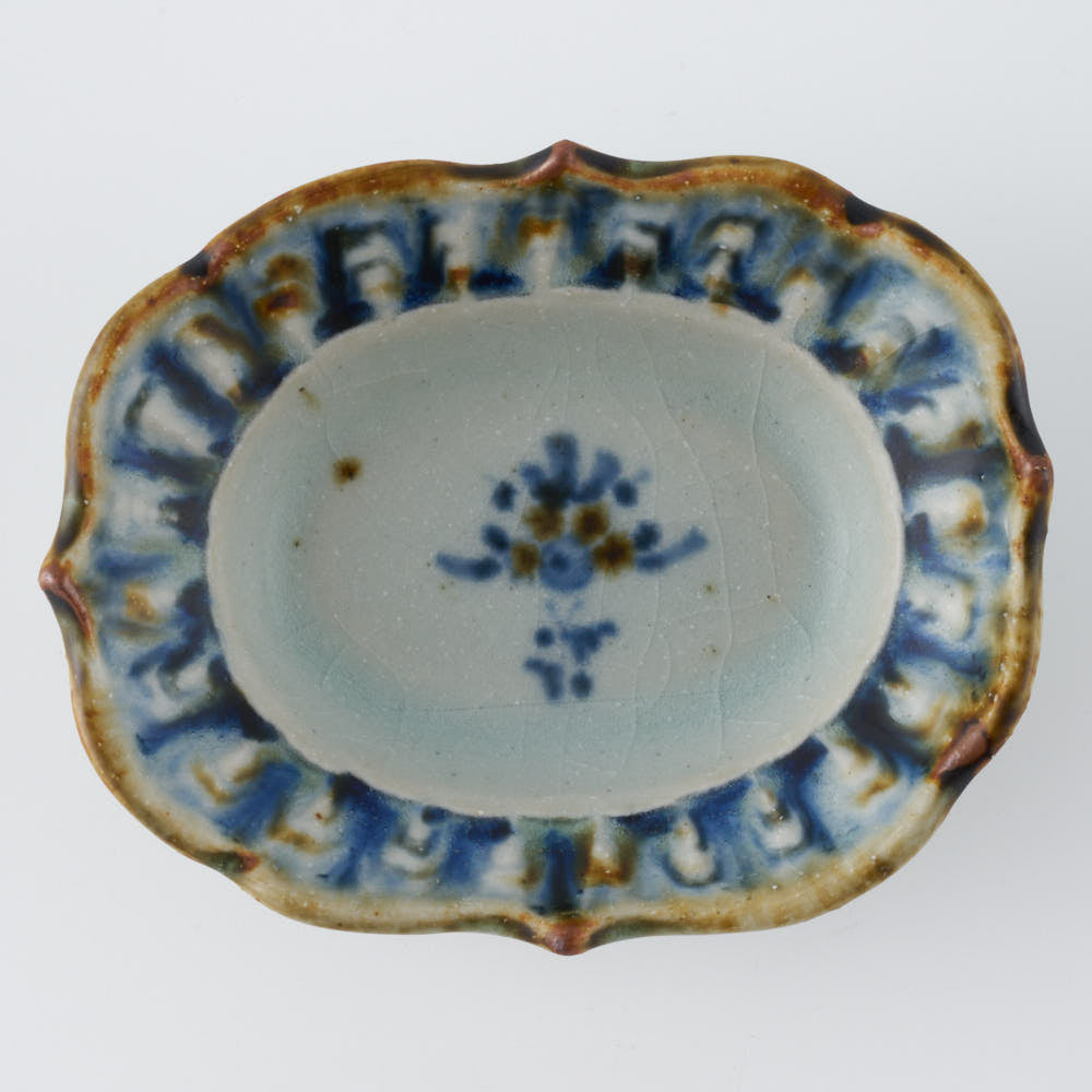 砥部焼 陶房遊 輪花楕円鉢(豆) 錆青 砥部焼 陶房遊 砥部焼