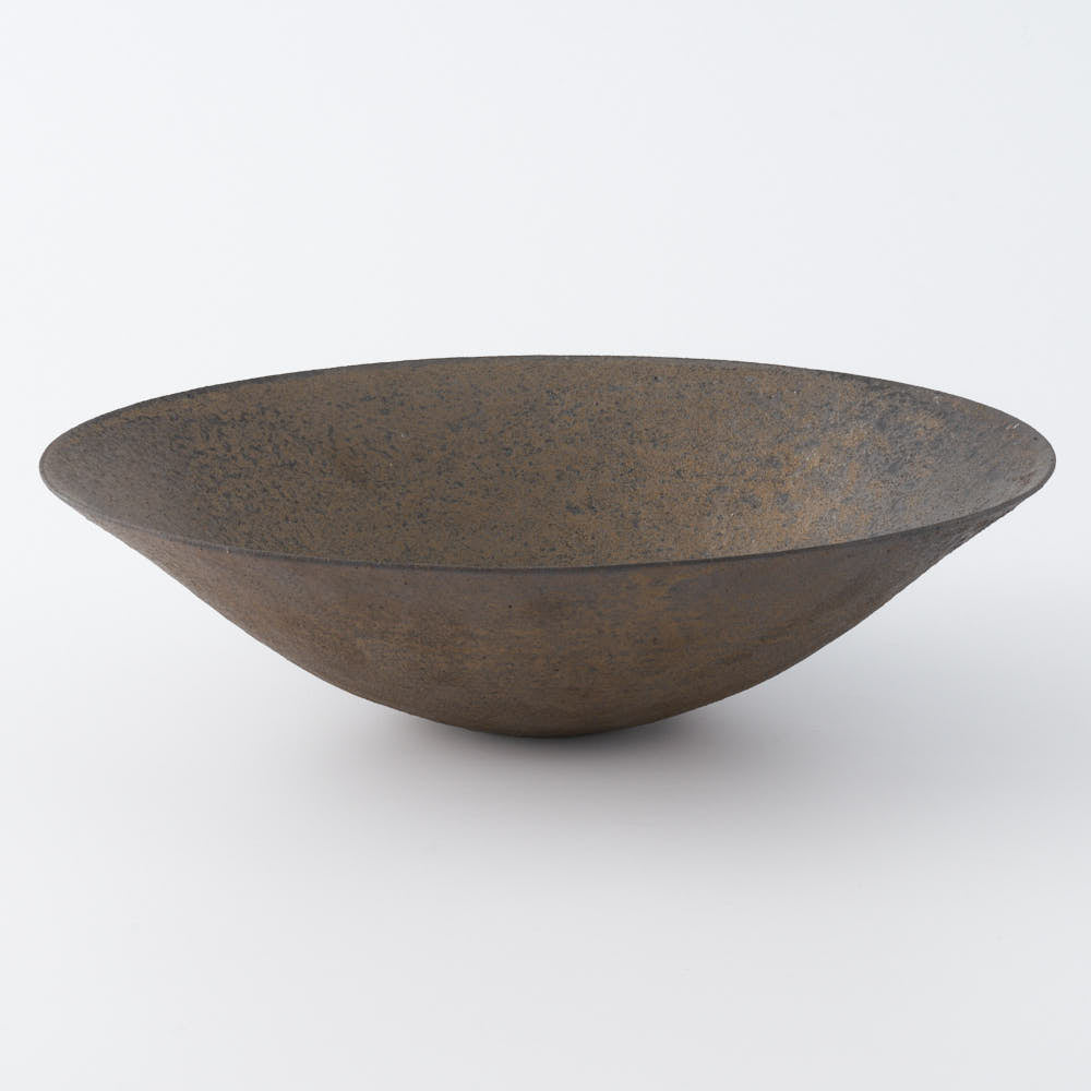 作家 冨部咲喜子 鉄釉中鉢 作家 冨部咲喜子 陶磁器作家もの