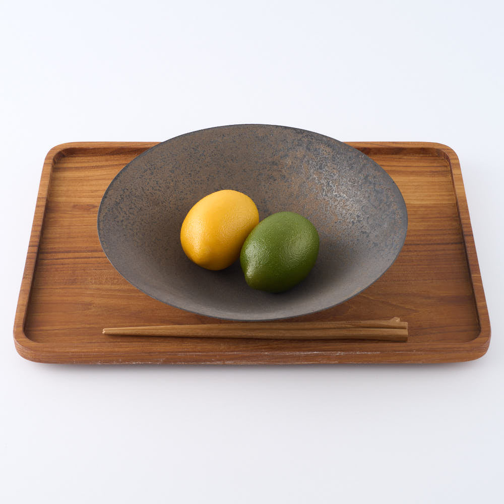 作家 冨部咲喜子 鉄釉中鉢 作家 冨部咲喜子 陶磁器作家もの