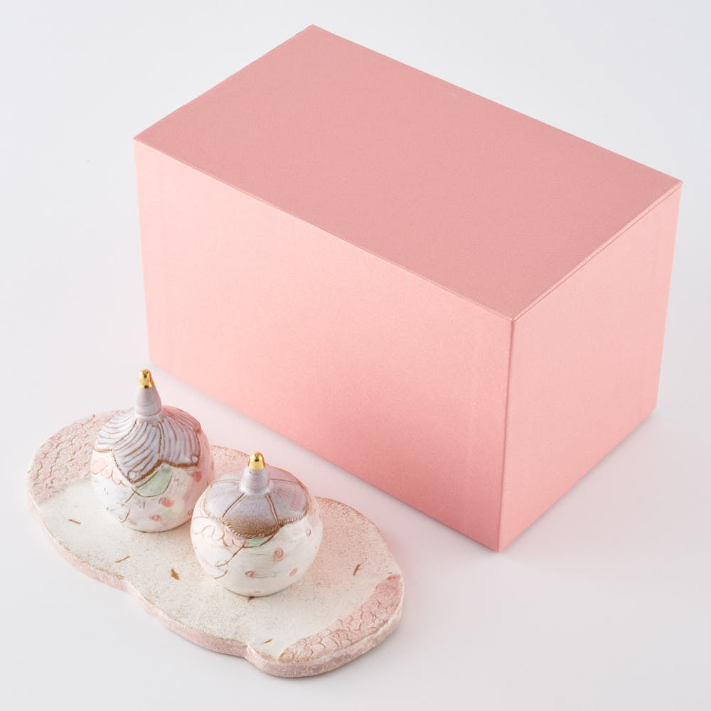作家 森田みほ おひなさま(花弁) 作家 森田みほ 陶磁器作家もの
