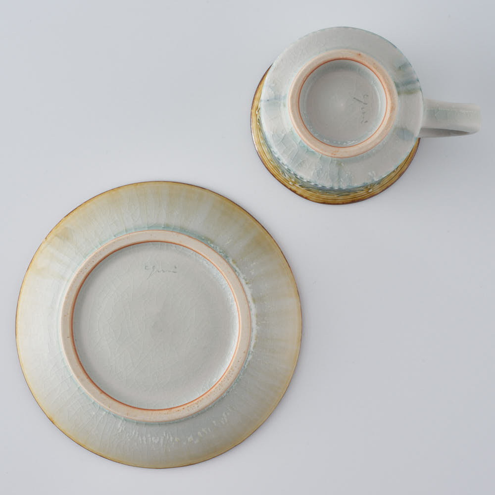 作家 小國美智子 イッチン小紋カップ&ソーサー 作家 小國美智子 陶磁器作家もの