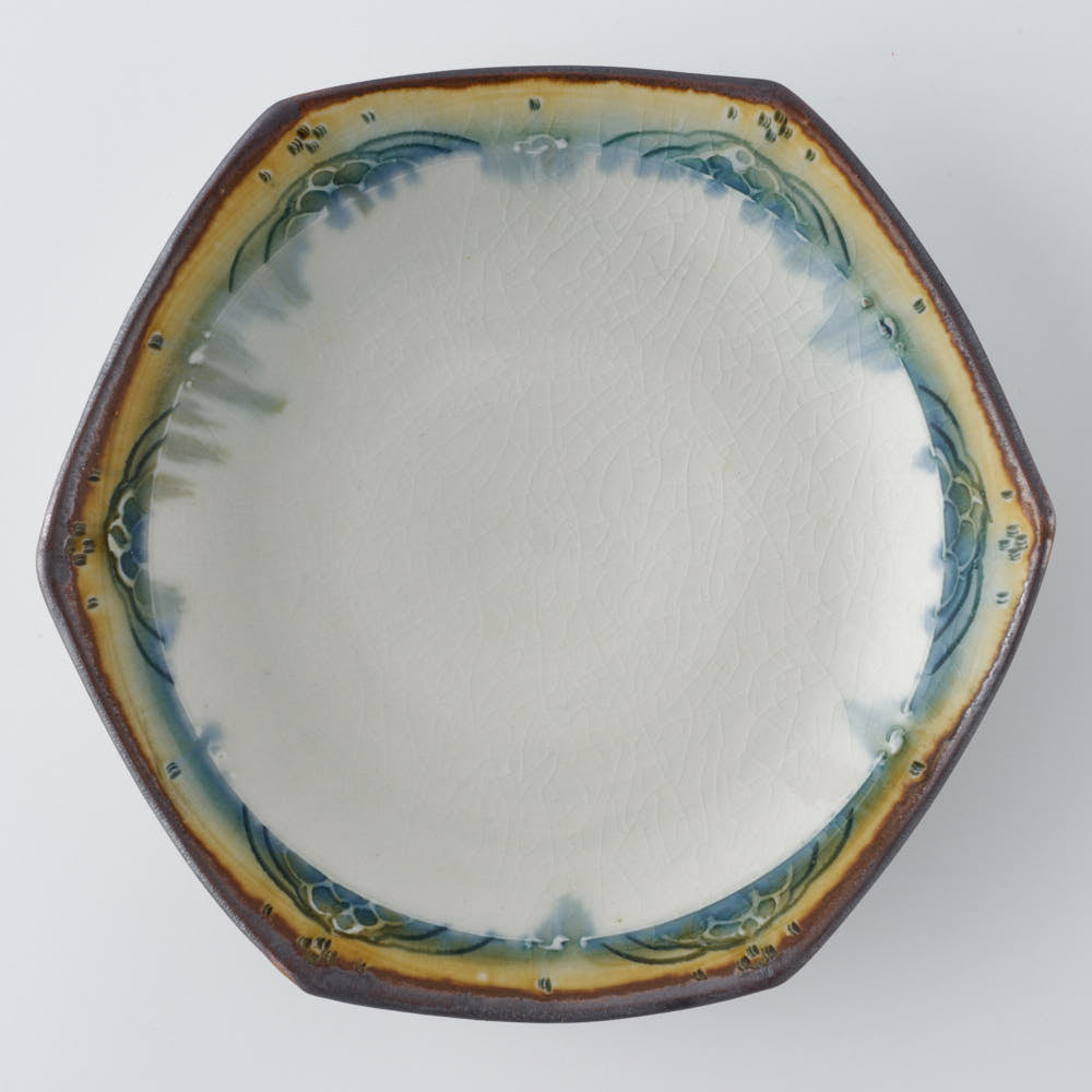 作家 小國美智子 亀甲小皿 作家 小國美智子 陶磁器作家もの