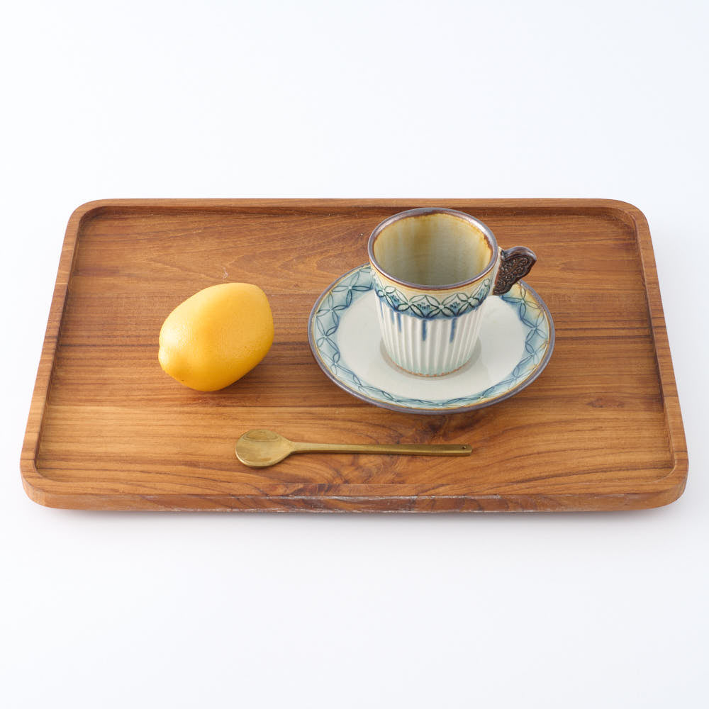 作家 小國美智子 デミタスカップ(蝶) 作家 小國美智子 陶磁器作家もの