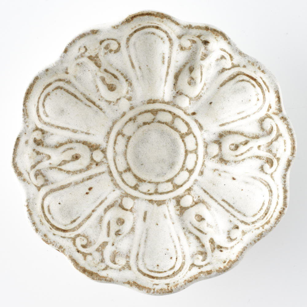 作家 古角志奈帆 レース小皿 white brown 作家 古角志奈帆 陶磁器作家もの