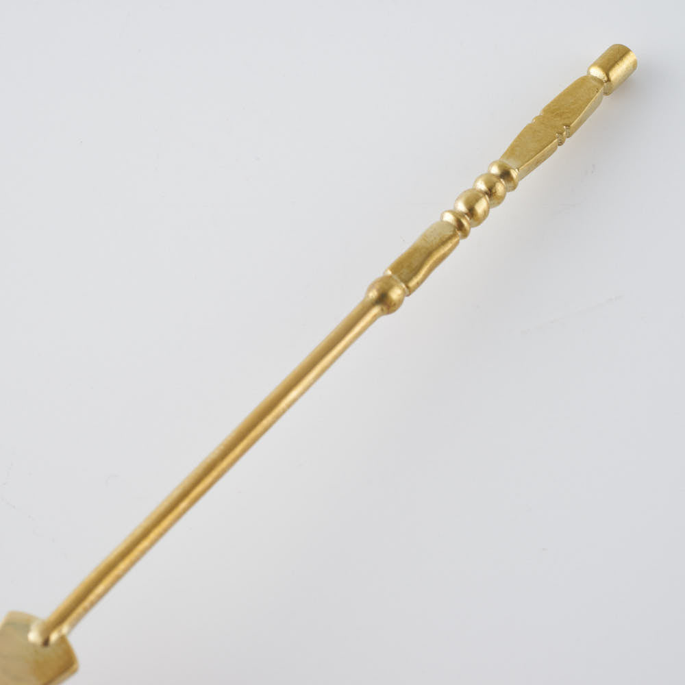 作家 出澤麻衣子 8月のアイススプーン(真鍮) 素数 金工もの