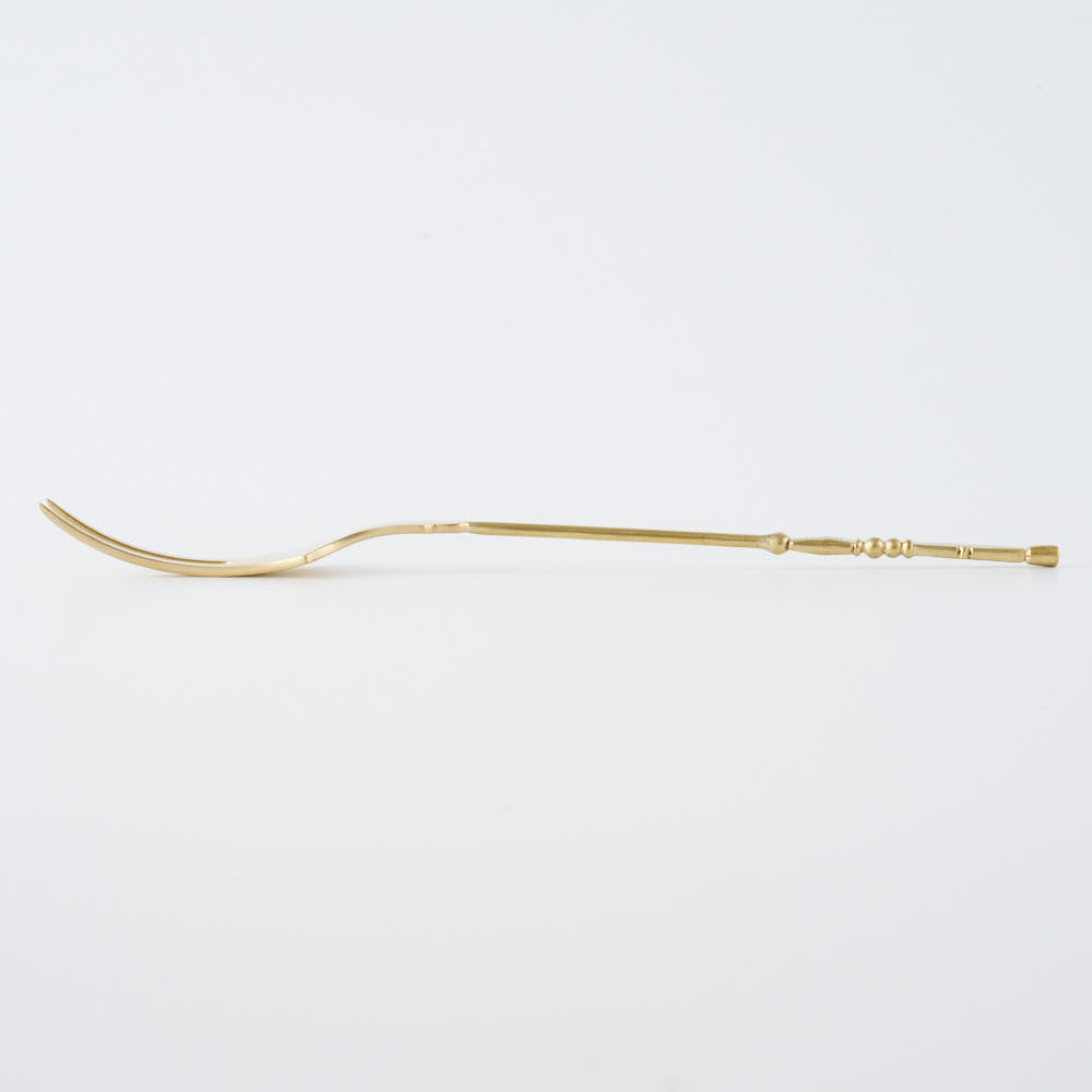 作家 出澤麻衣子 9月のデザートフォーク(真鍮) 素数 金工もの