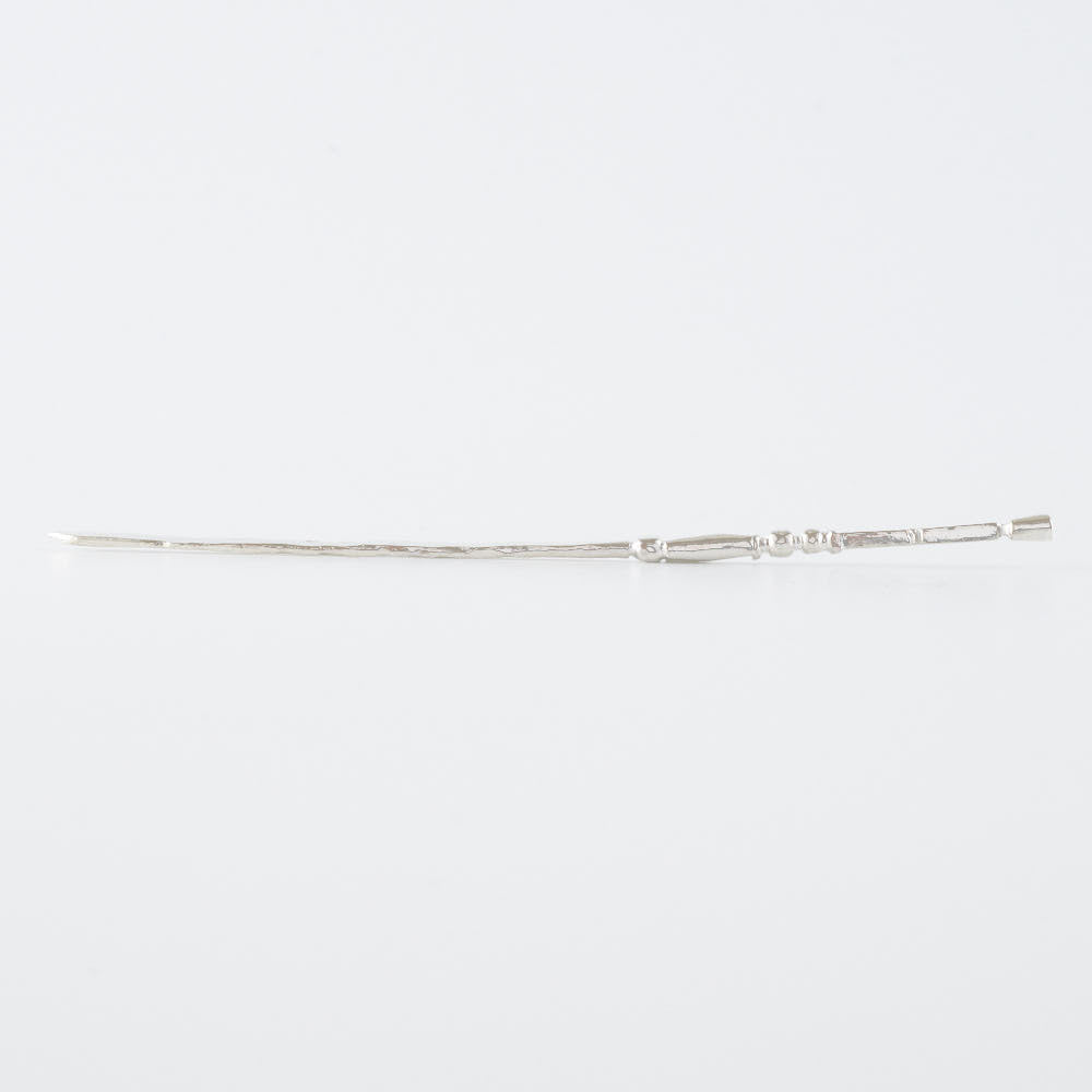 作家 出澤麻衣子 菓子切り(銀)