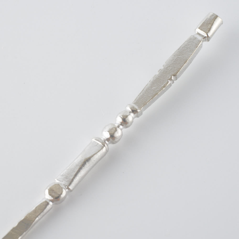 作家 出澤麻衣子 菓子切り(銀)