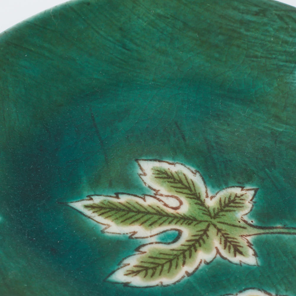 うつつ窯 作家 稲積佳谷 夢窓華 小皿 緑 うつつ窯 作家 稲積佳谷 陶磁器作家もの