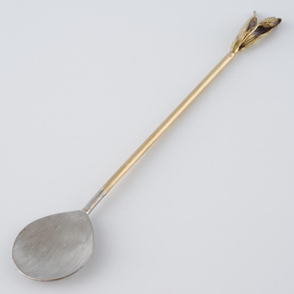 nüsse チューリップスプーン 16.5 nüsse 陶磁器作家もの