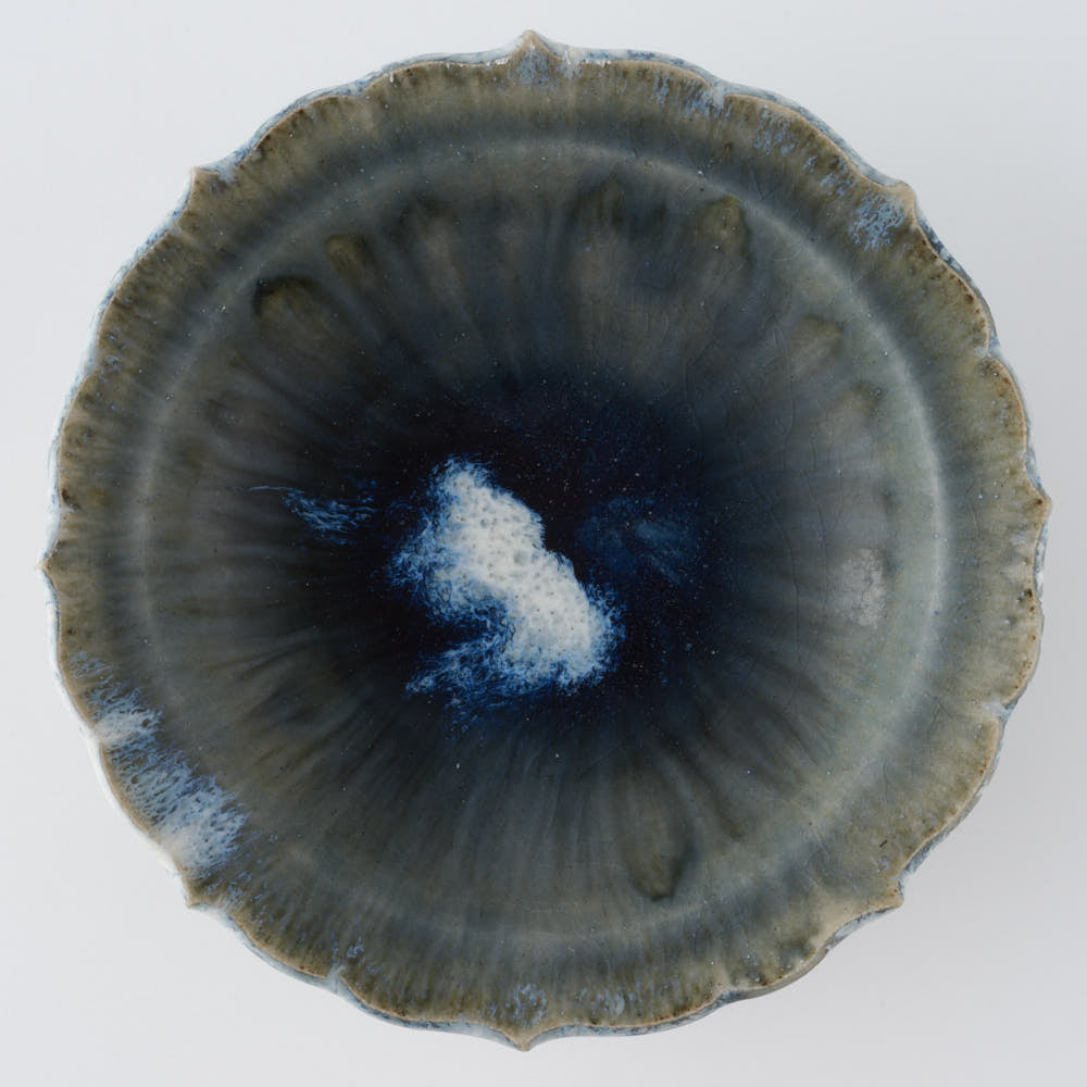 作家 村澤享 青灰釉稜花小皿 作家 村澤享 陶磁器作家もの