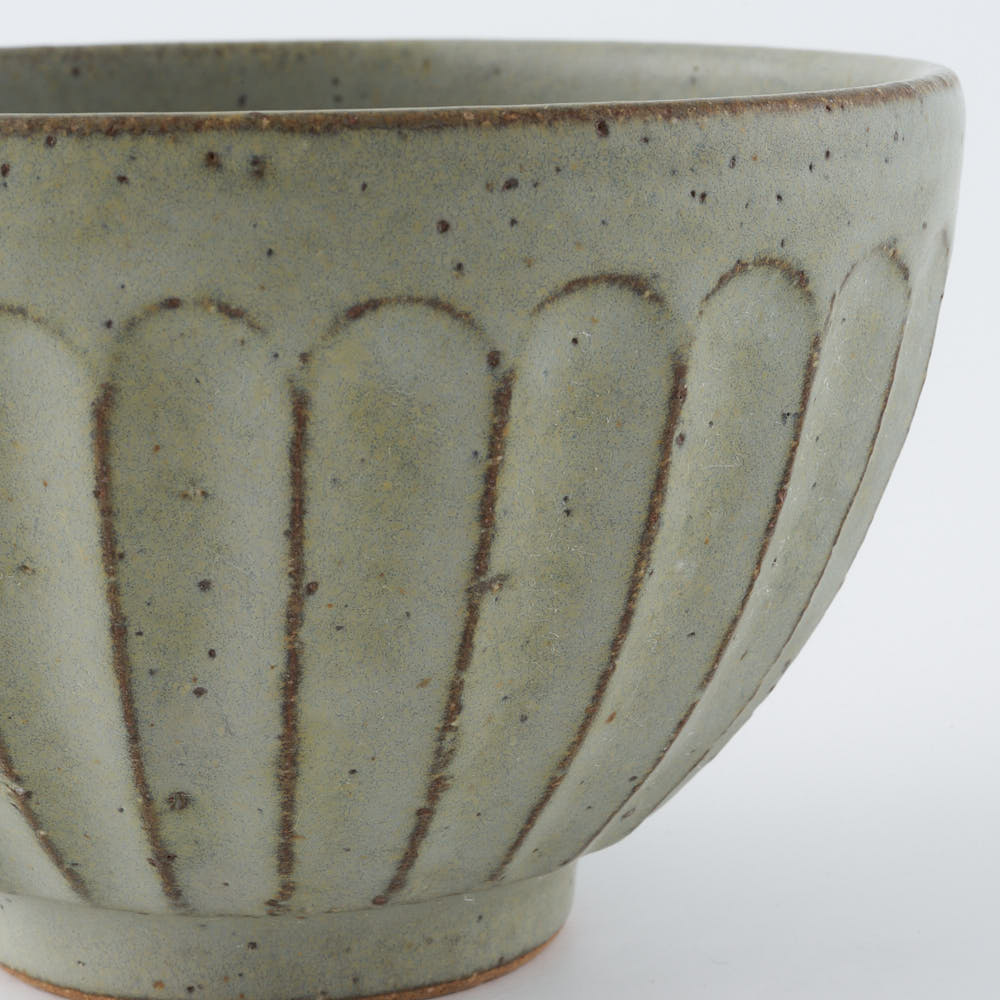 作家 長谷川哲也 お茶碗(緑青) 作家 長谷川哲也 陶磁器作家もの