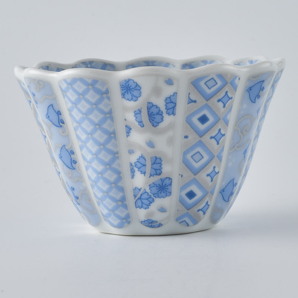 波佐見焼 林九郎窯 花離宮 ブルー7.5cmボウル ¥2,640 大人の焼き物