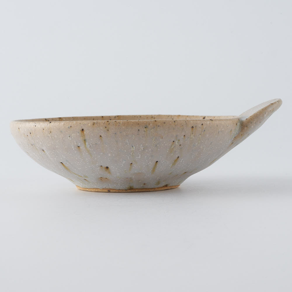 作家 住田文生 マット釉（胡麻）手付き小皿 ¥2,970 大人の焼き物